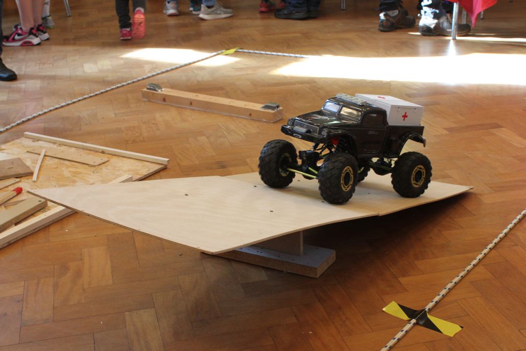 Robot Workshop 2022. TONKER